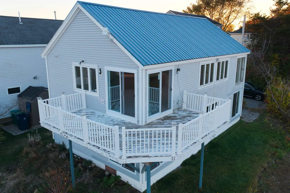 16 Bruce Street, Hampton, NH 03842 - #1