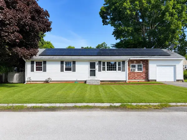 3 Sioux Avenue, Nashua, NH 03063