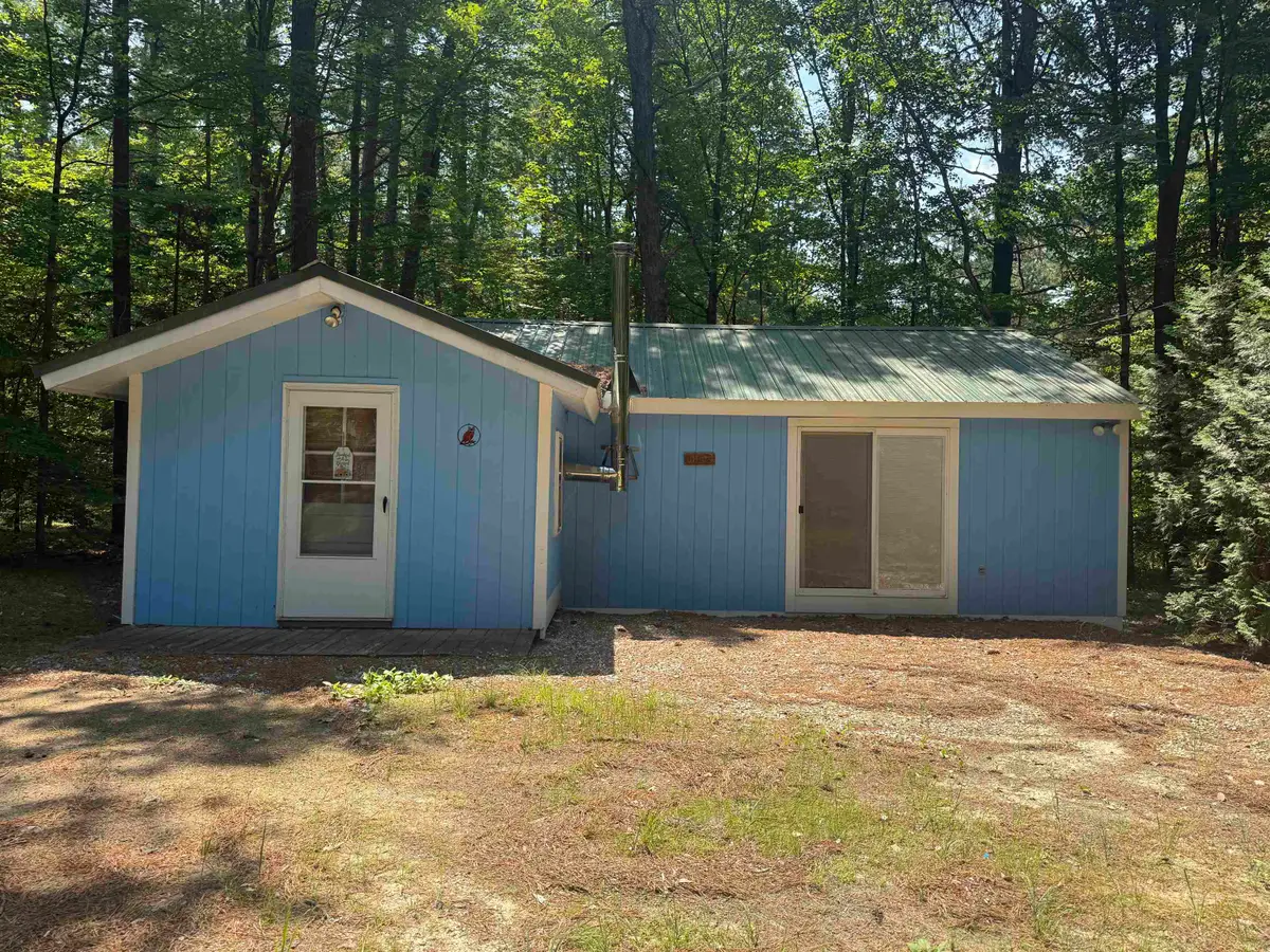 51 Rhode Island Avenue, Tamworth, NH 03886 - #1
