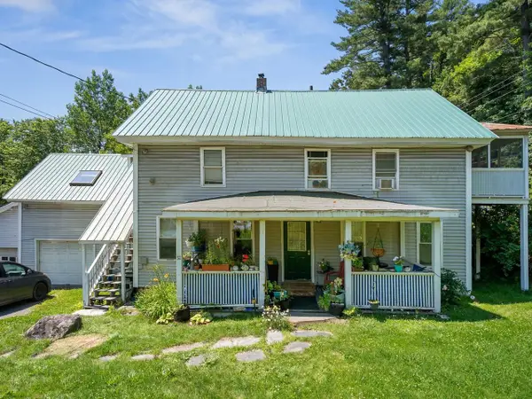 32 Randolph Road, Morristown, VT 05661