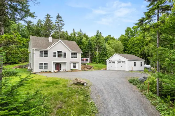 45 Sawmill Village Way, Dover, VT 05356