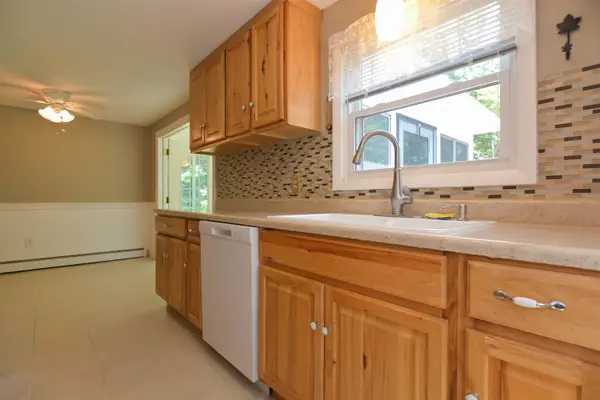73 Brown Hill Road, Hampstead, NH 03826