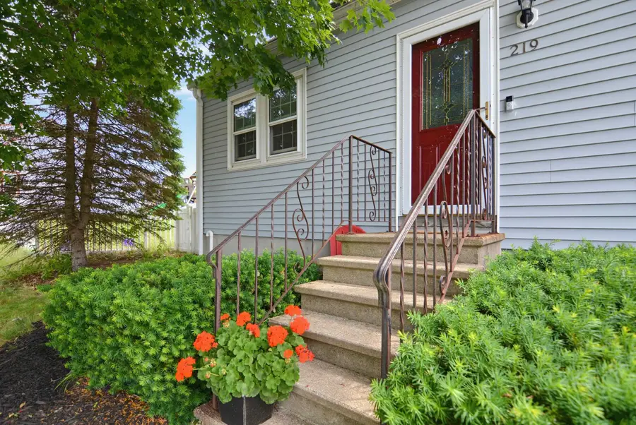 219 Rhode Island Avenue, Manchester, NH 03104 - #2