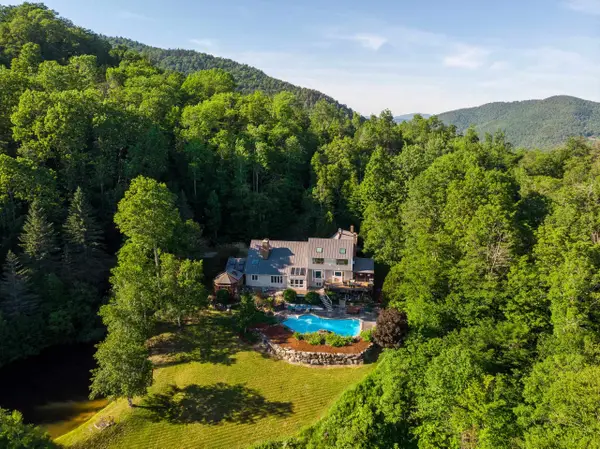 838 Cricket Hill Road, Killington, VT 05751