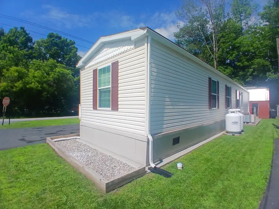3 Daniels Drive, Enfield, NH 03748 - #2
