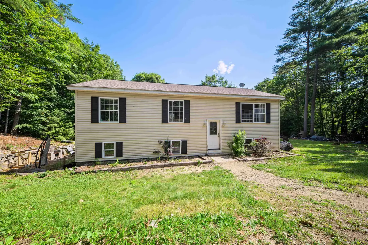 47 Henry Drive, Effingham, NH 03882 - #1