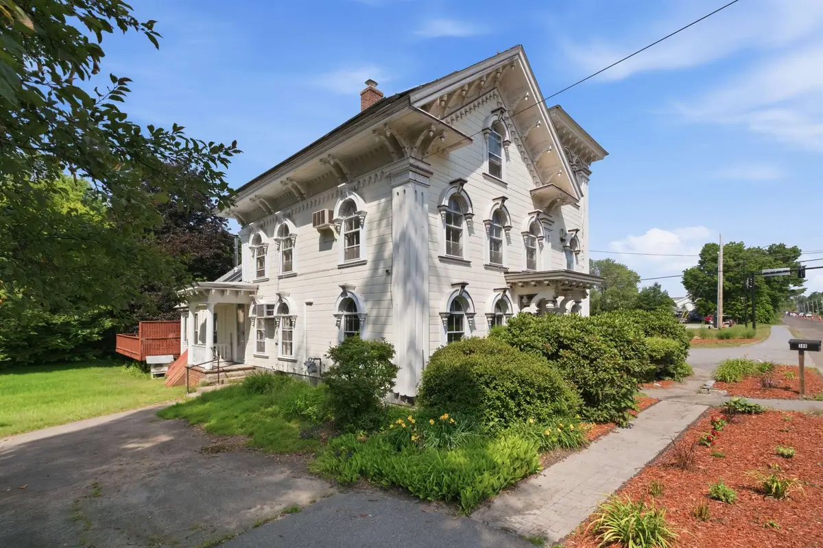 386 Pembroke Street, Pembroke, NH 03275 - #1