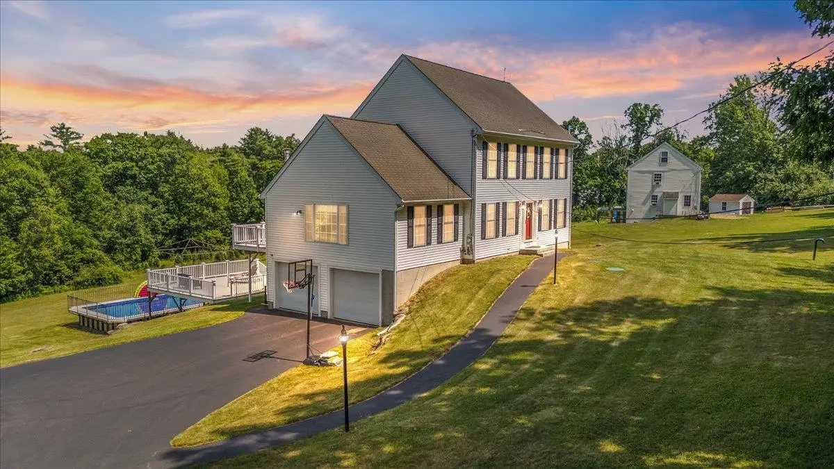 248 Grant Road, Newmarket, NH 03857 - #1
