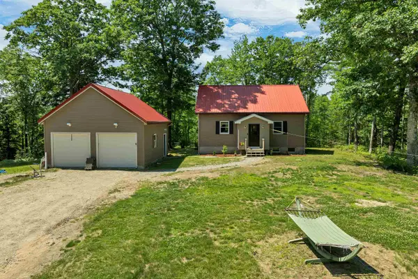258 Pine River Road, Effingham, NH 03882