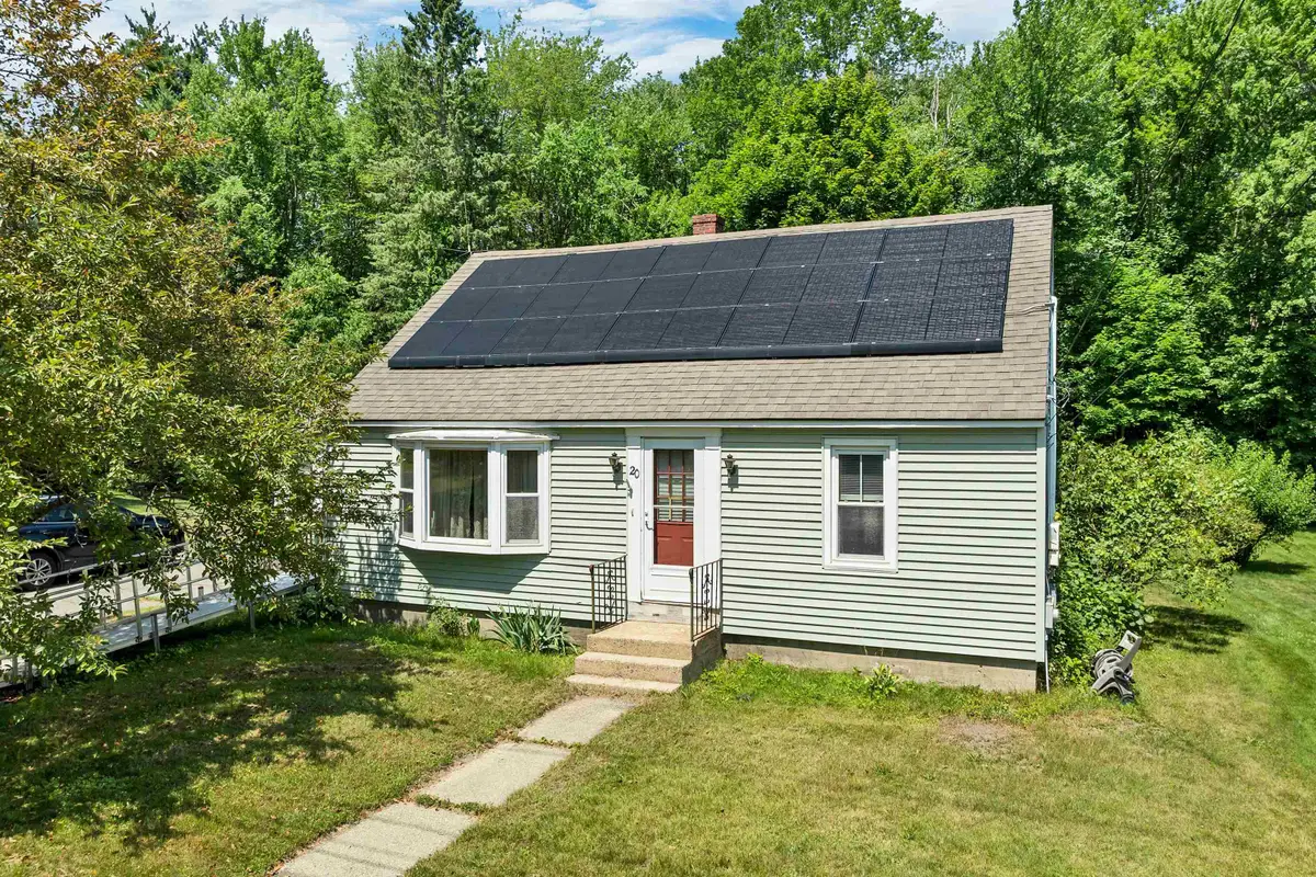 20 Maplecrest Street, Newmarket, NH 03857 - #1