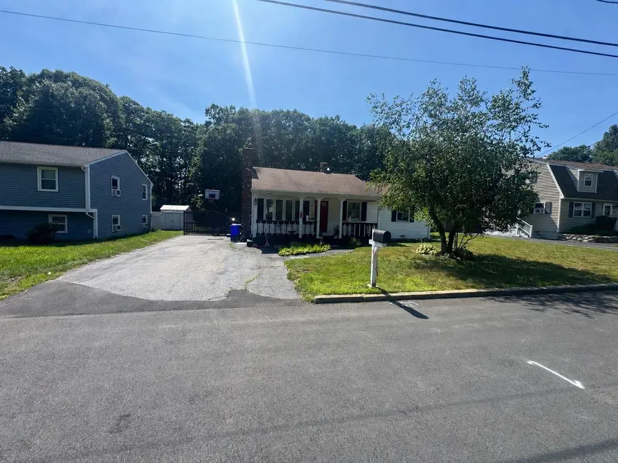 141 Hoyt Street, Manchester, NH 03103 - #3