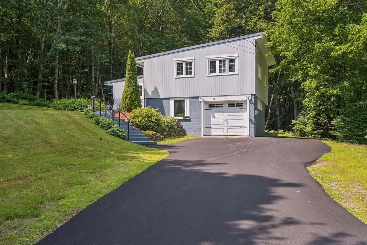 15 Juniper Hill, Claremont, NH 03743 - #1