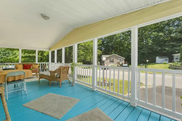 2 Lilac Drive, Rochester, NH 03867-5254