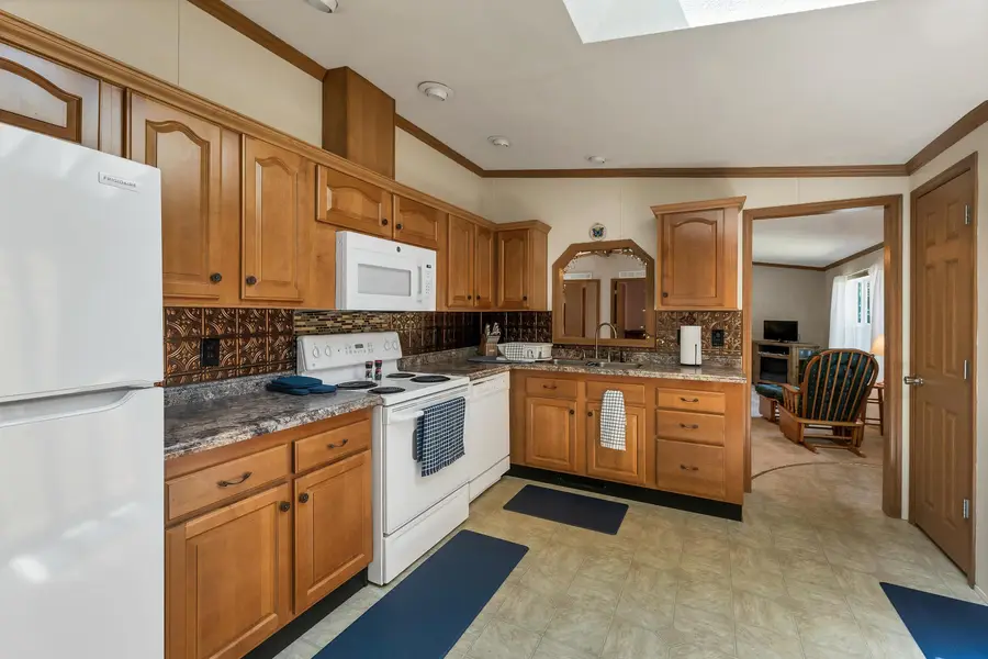 2 Lilac Drive, Rochester, NH 03867-5254 - #3