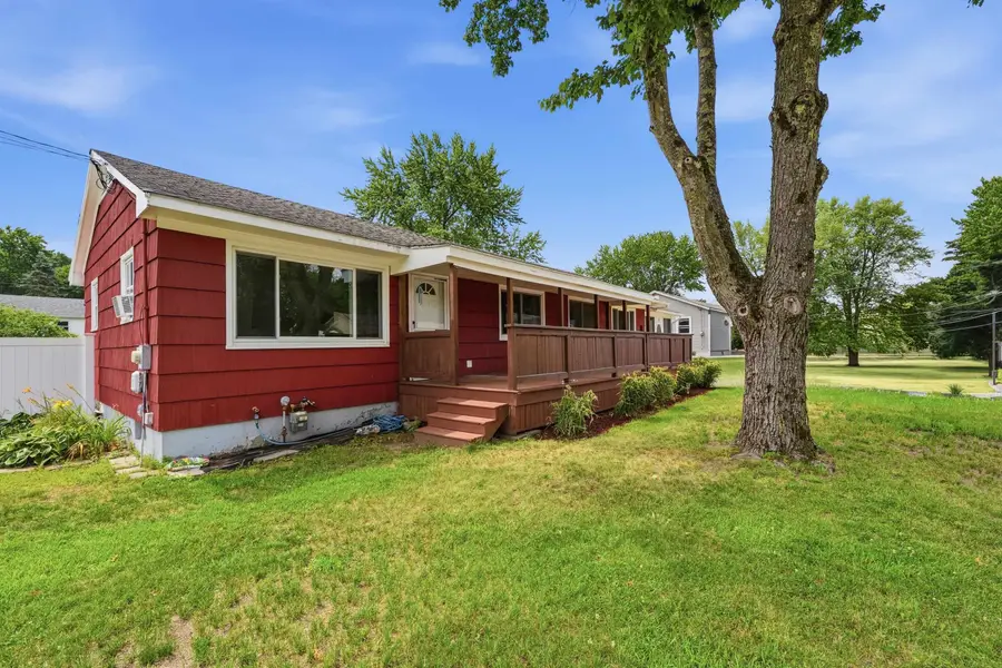 2 Iroquois Road, Nashua, NH 03063 - #2