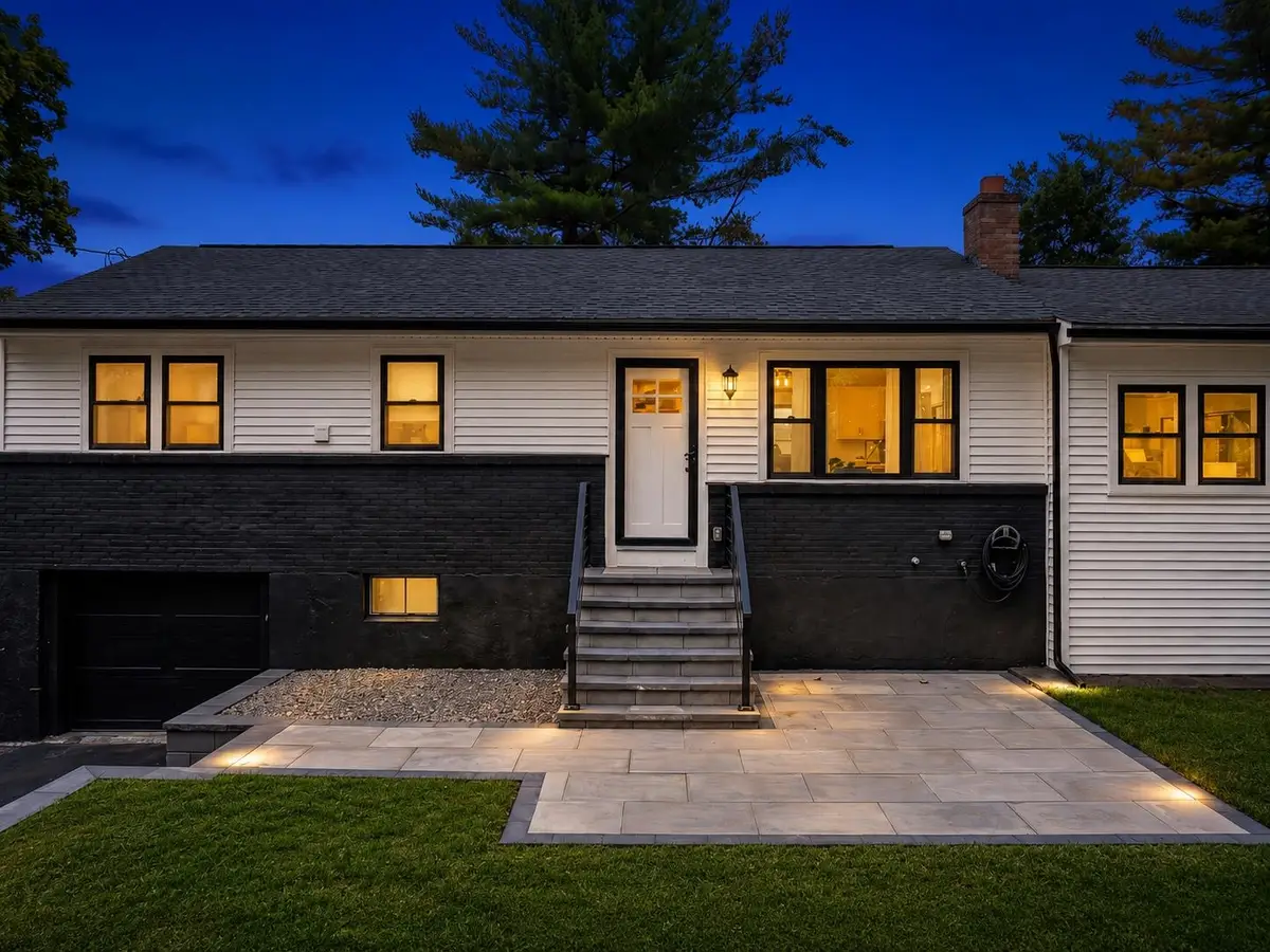 11 Hanson Avenue, Salem, NH 03079 - #1