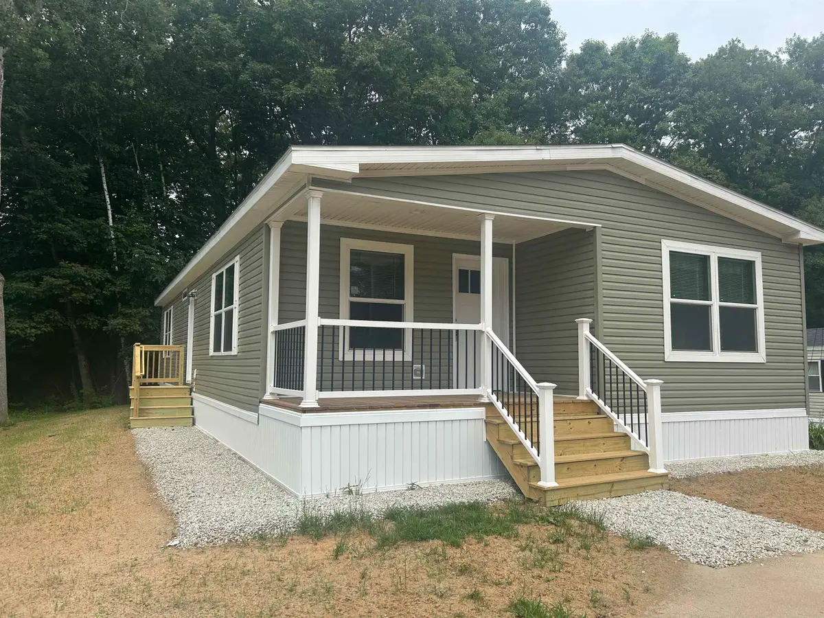 23 Royal Crest Park, Rochester, NH 03867 - #1