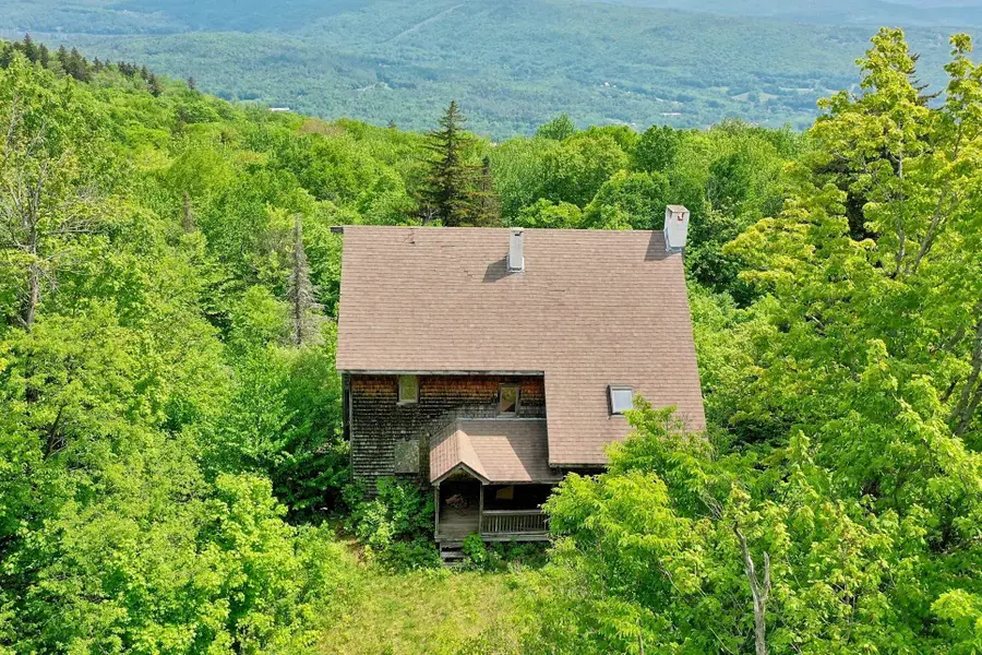 1300 Mountain Road, Ludlow, VT 05149 - #2