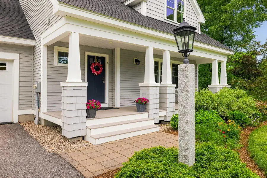 4 Betty Lane, Stratham, NH 03885 - #3