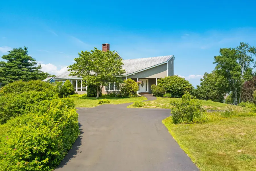 6 Beacon Hill Road, Gilford, NH 03249 - #2