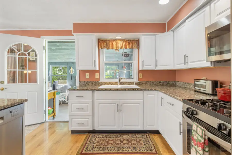 77 Knox Marsh Road, Dover, NH 03820 - #2