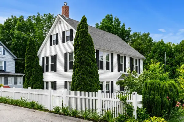 17 Cliff Street, Somersworth, NH 03878