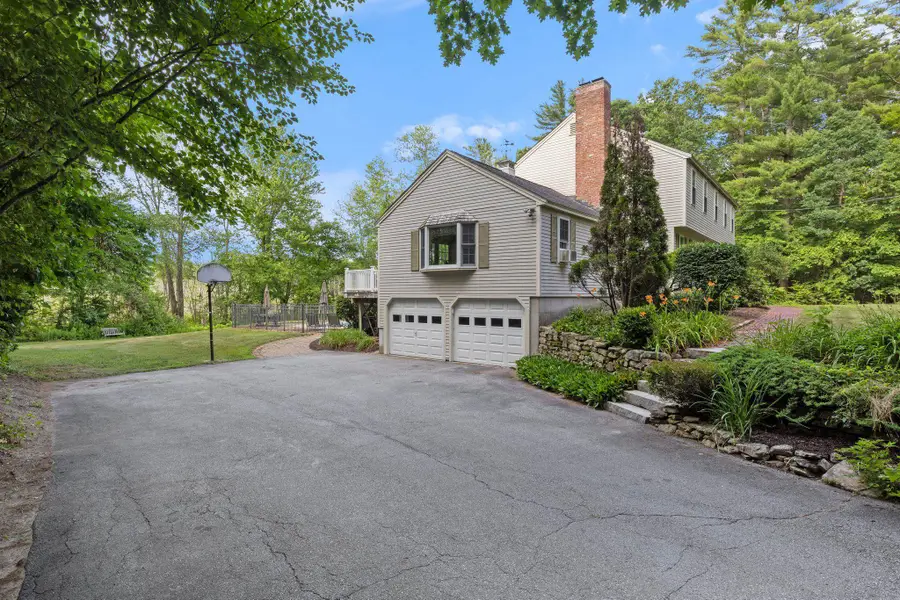 26 Williamsburg Drive, Amherst, NH 03031 - #2