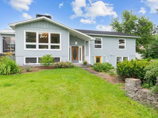1621 VT Route 128, Westford, VT 05494