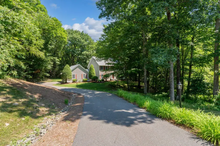 83 Rosewell Road, Bedford, NH 03110 - #2