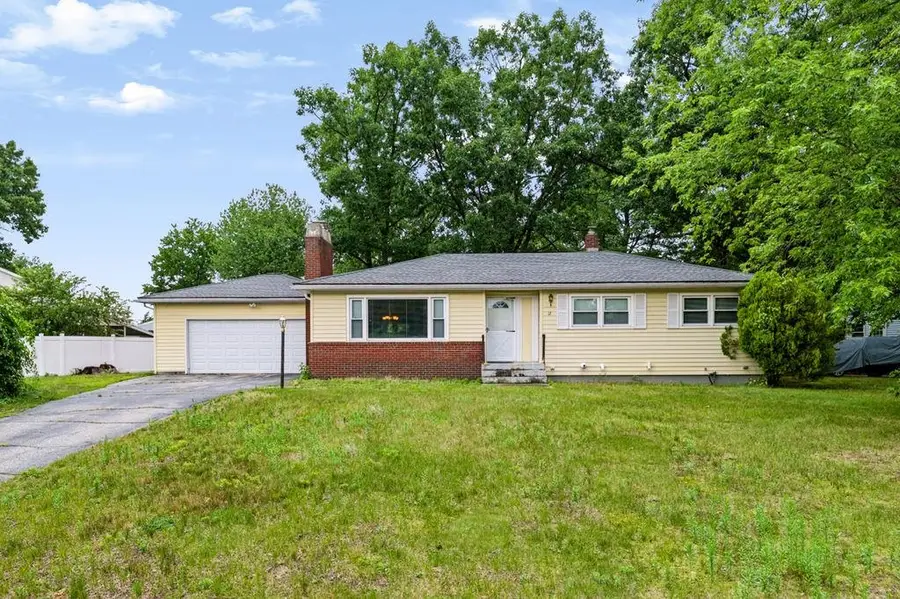 12 Wheaton Drive, Nashua, NH 03063 - #2