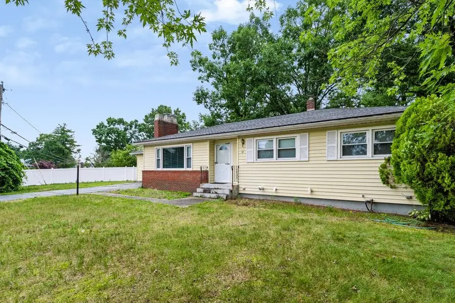 12 Wheaton Drive, Nashua, NH 03063 - #3