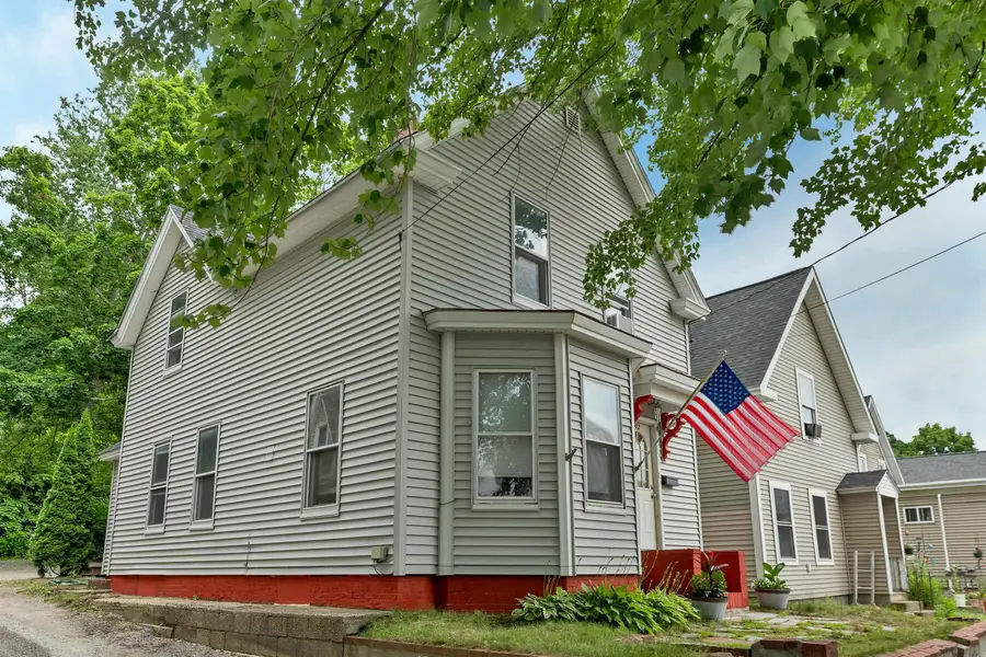 102 Franklin Street, Franklin, NH 03235 - #2
