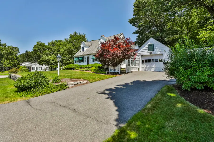 15 Hooker Street, Nashua, NH 03064 - #3