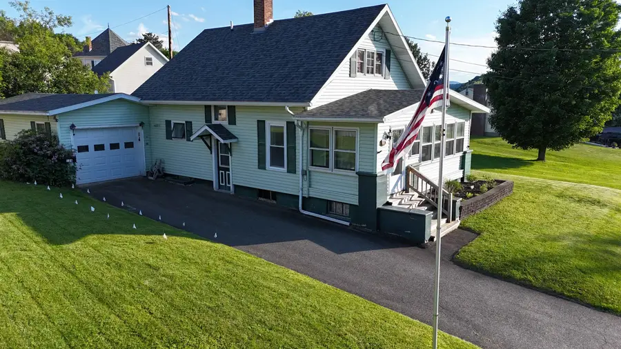 124 Herrick Street, Newport, VT 05855 - #2