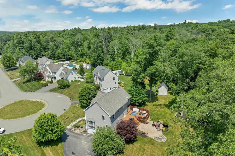13 Abington Drive, Londonderry, NH 03053 - #3