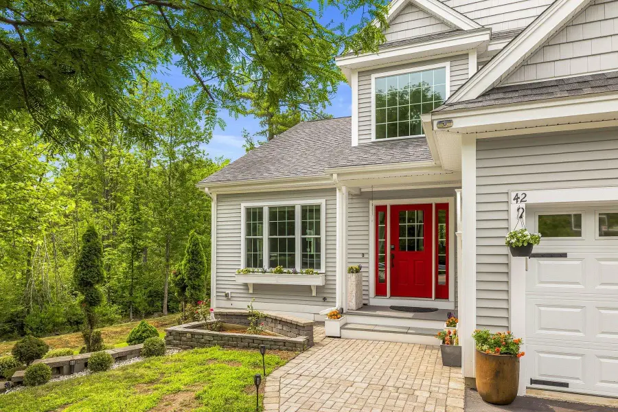 42 Stocklan Circle, Dover, NH 03820 - #2