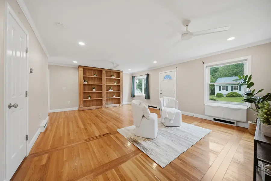 16 Terry Street, Nashua, NH 03064 - #2