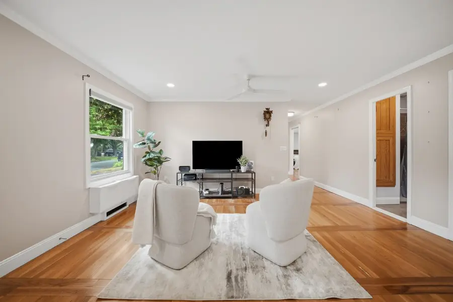16 Terry Street, Nashua, NH 03064 - #3