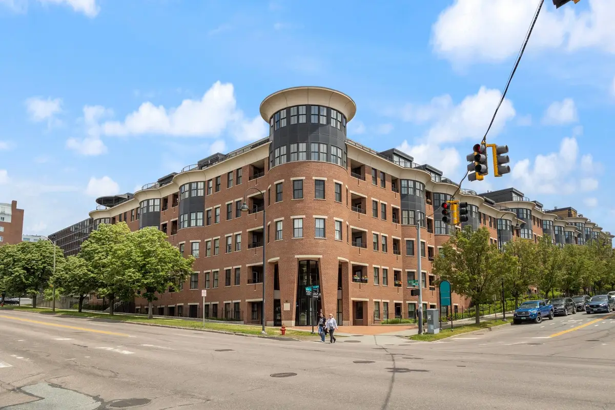 40 College Street #606, Burlington, VT 05401 - #1
