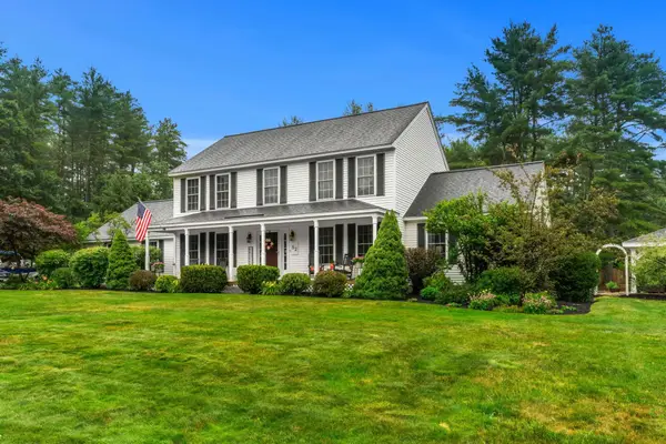 52 Oak Hill Road, Brookline, NH 03033
