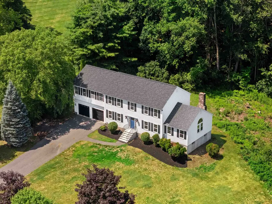 4 Elijah Hill Lane, Londonderry, NH 03053 - #3