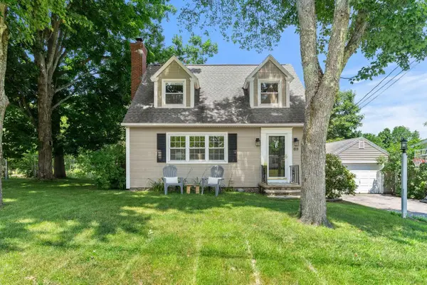 83 Violet Street, Manchester, NH 03102