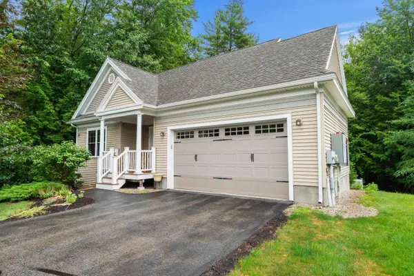 32 Birch Circle, Brentwood, NH 03833