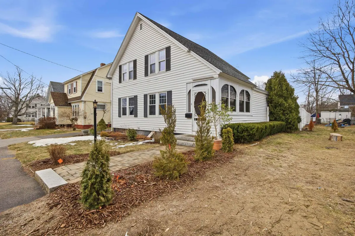 4 K Street, Concord, NH 03301 - #1