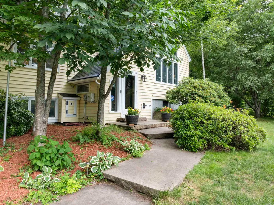 28 Mccoy Court #4-5, Campton, NH 03223 - #2