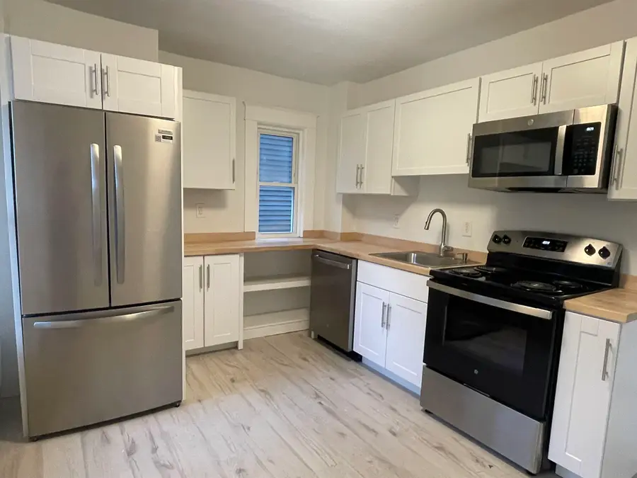 79 Gilford Avenue #4, Laconia, NH 03246 - #3