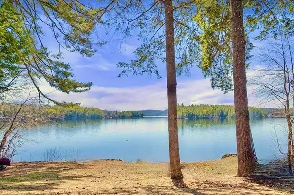 38 Brookside Lane, Center Harbor, NH 03226