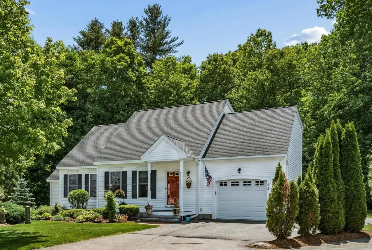 32 Peacock Brook Lane, Amherst, NH 03031 - #1