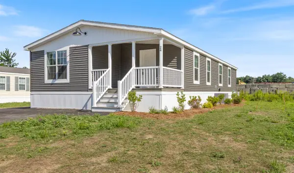 29 Lowell Road #24, Salem, NH 03079