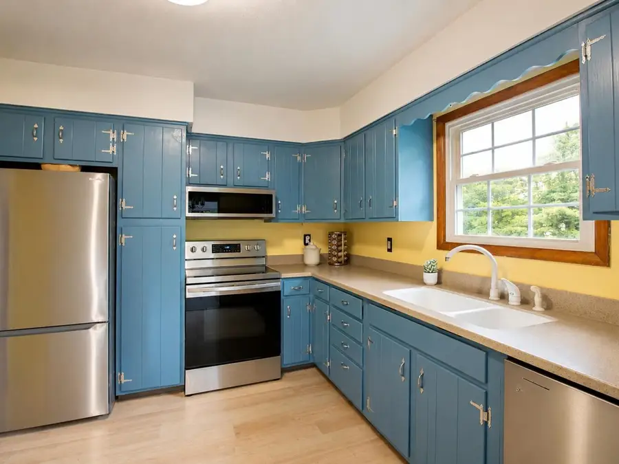 16 Pinehurst Drive, Jericho, VT 05465 - #2
